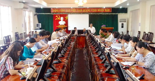 Đồng chí Đặng Mạnh Trung phát biểu tại cuộc họp