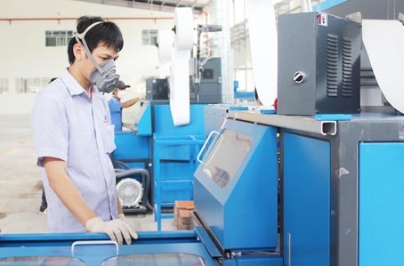 Sản xuất tại Công ty TNHH Center Power Tech Việt Nam  (Khu công nghiệp Nhơn Trạch 2, huyện Nhơn Trạch).