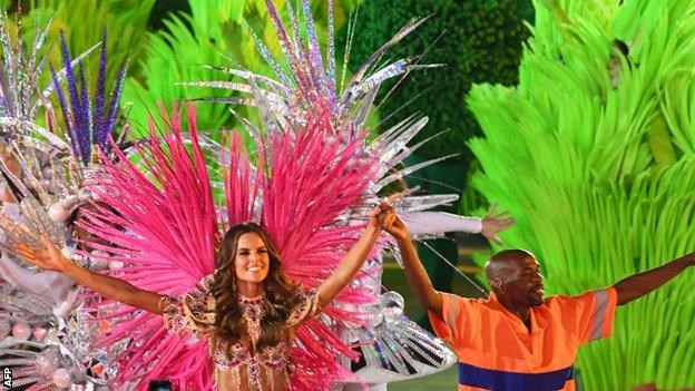 Người mẫu Brazil Izabel Goulart tại lễ bế mạc Olympic Rio 2016. (Nguồn: AFP)