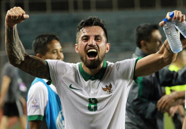 Stefano Lilipaly của Indonesia tái phát chấn thương. (Nguồn: fourfourtwo)