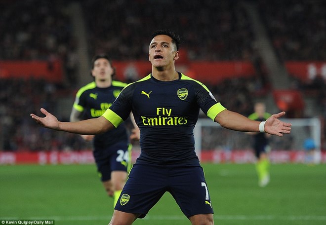 Alexis Sanchez mang chiến thắng về cho Arsenal. (Nguồn: Daily Mail)