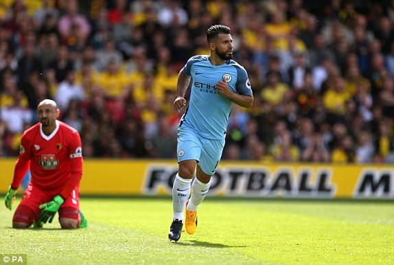 Aguero góp công trong chiến thắng hủy diệt của Man City. (Nguồn: PA)