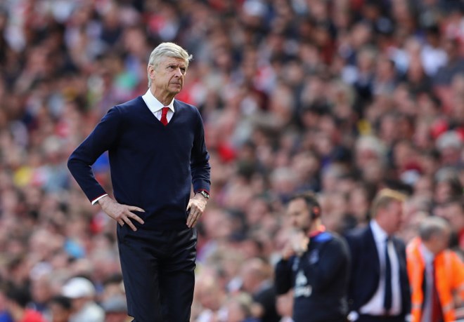 Tương lai của huấn luyện viên Arsene Wenger đang rất mờ mịt. (Nguồn: Getty)