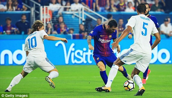 Messi là người mở đầu cho chiến thắng của Barcelona trước Real Madrid. (Nguồn: Getty Images)