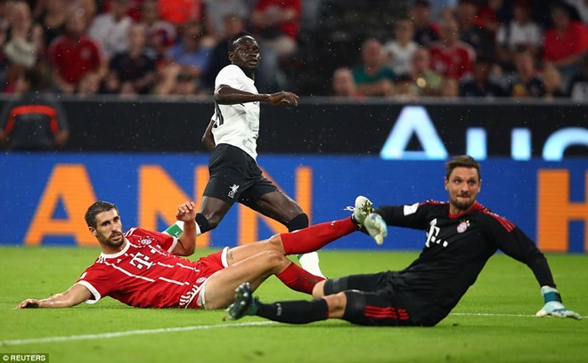 Bayern thua 0-3 trước Liverpool ngay trên sân nhà. (Nguồn: Getty Images)