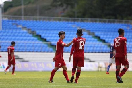 U22 Việt Nam có chiến thắng 4-1 trước CLB Mokpo. Ảnh: Minh Tùng