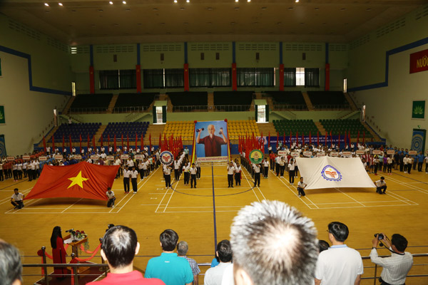 Quang cảnh lễ khai mạc