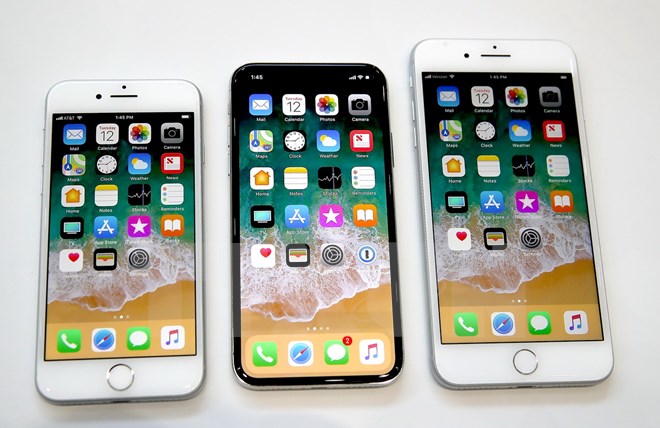 Ba mẫu iPhone mới của Apple. (Nguồn: AFP/TTXVN)