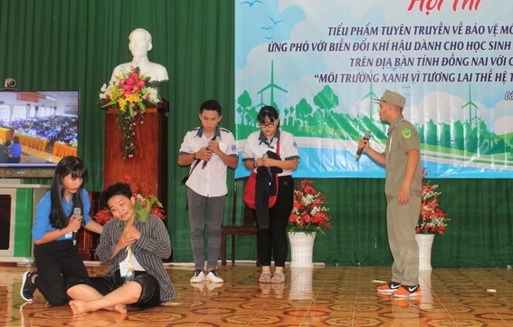 Phần thi tiểu phẩm tuyên truyền của đoàn viên, thanh niên huyện Long Thành - đơn vị đoạt giải nhất hội thi