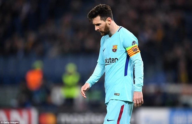 Messi và đồng đội mờ nhạt và phải cúi đầu rời giải. (Nguồn: Getty Images)