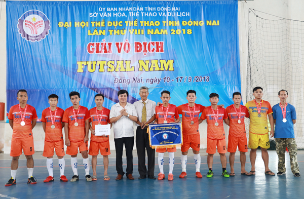 Đội huyện Vĩnh Cửu giành vị trí hạng nhì