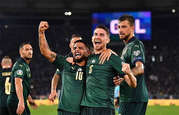 Đội tuyển Ý lần đầu tiên trong lịch sử vượt qua vòng loại sớm 3 lượt trận