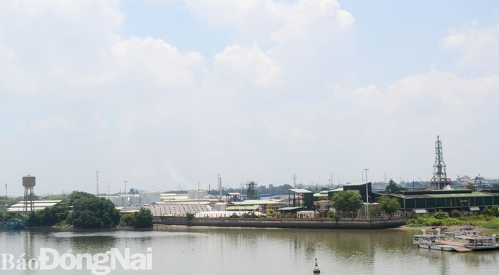Việc di dời Khu công nghiệp  Biên Hòa 1 sẽ giúp bảo vệ môi trường nước sông Đồng Nai
