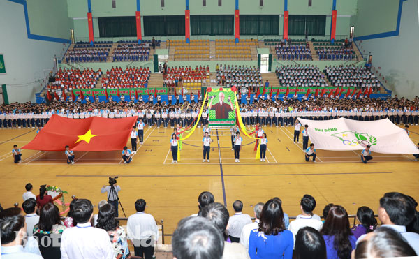 Quang cảnh lễ khai mạc HKPĐ thành phố Biên Hòa X