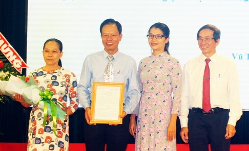 rao Quyết định thành lập chi hội hữu nghị Việt Nam – Hoa Kỳ Trường Đại học Đồng Nai