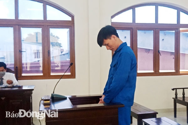 Bị cáo Đậu Đức Mười tại phiên tòa xét xử