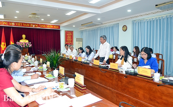 Phó bí thư thường trực Tỉnh ủy Hồ Thanh Sơn phát biểu tại buổi làm việc với Văn phòng Trung ương Đảng