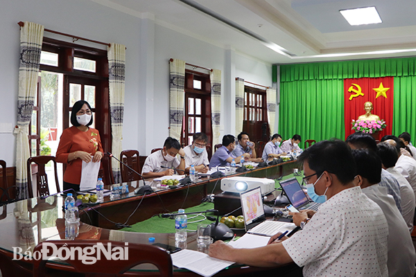  Phó chủ tịch UBND tỉnh Nguyễn Thị Hoàng làm việc tại H.Thống Nhất.