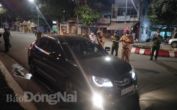 Ngoài xử phạt, ông H. còn bị tạm giữ phương tiện