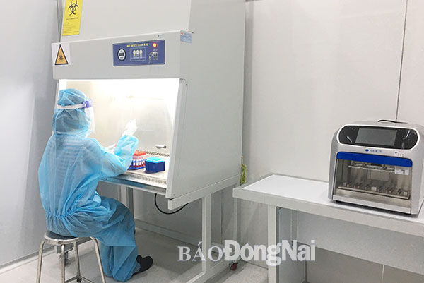 Xét nghiệm sàng lọc SARS- CoV-2 bằng kỹ thuật RT-PCR tại Phòng khám đa khoa Ái Nghĩa Nhơn Trạch.