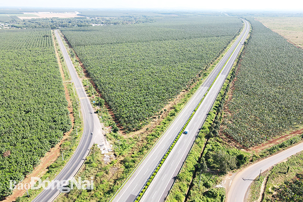 Dự án Nâng cấp, mở rộng đường tỉnh 769 (bên trái) là dự án trọng điểm của tỉnh sẽ thực hiện khai thác quỹ đất lợi thế