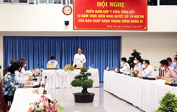 Trưởng Ban Kinh tế Trung ương Trần Tuấn Anh phát biểu chỉ đạo tại Hội nghị trực tuyến với các tỉnh thành phía Nam. Ảnh: Hương Giang