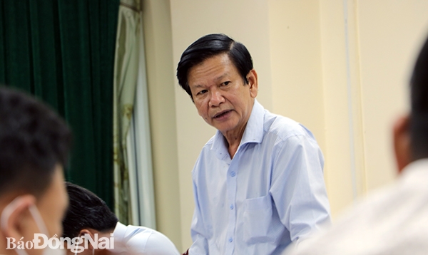 Phó giám đốc Sở TN-MT Nguyễn Ngọc Hưng phát biểu ý kiến tại buổi làm việc