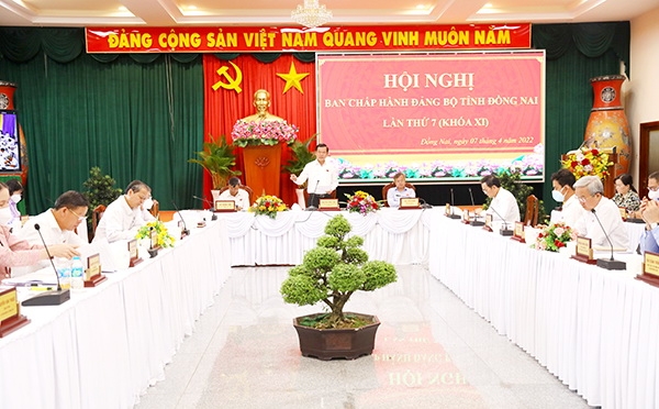 Ủy viên Trung ương Đảng, Bí thư Tỉnh ủy Nguyễn Hồng Lĩnh phát biểu bế mạc Hội nghị Ban chấp hành Đảng bộ tỉnh lần thứ 7 (khóa XI)