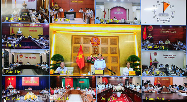 Thủ tướng Chính phủ Phạm Minh Chính phát biểu khai mạc phiên họp theo hình thức trực tuyến. Ảnh: Phạm Tùng