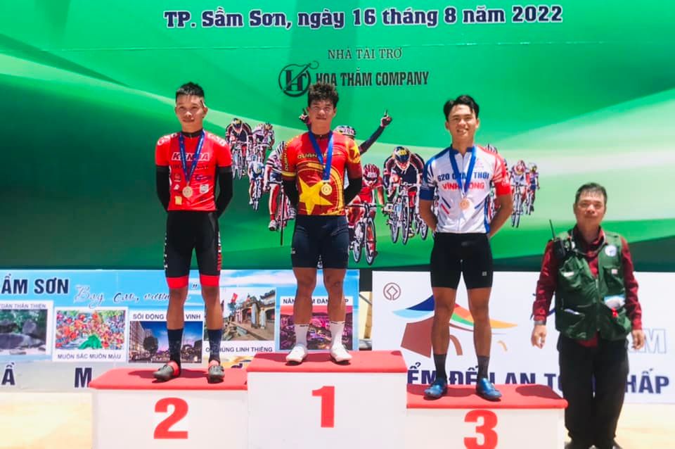 Cua-rơ Đồng Nai Nguyễn Văn Hiếu đoạt HCB nam lứa tuổi 17-18