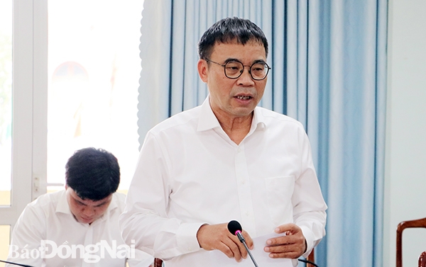 Tiến sỹ, KTS Phan Đăng Sơn, Chủ tịch Hội KTS Việt Nam phát biểu tại buổi làm việc