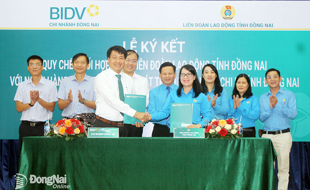 Lãnh đạo Liên đoàn Lao động tỉnh và BIDV ký kết quy chế phối hợp