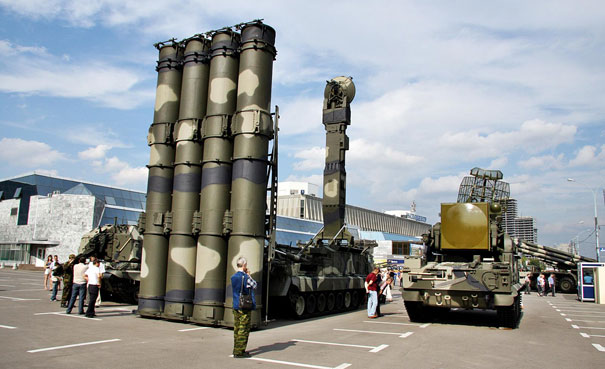 Tên lửa RS-24 của Nga.