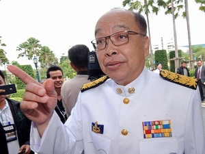 Ngoại trưởng Thái Lan Surapong Tovichakchaikul. (Nguồn: Getty)  Theo hãng tin Kyodo, ngày 10/8, Campuchia đã mời các tân Bộ trưởng Quốc phòng và Ngoại giao của Thái Lan sang thăm, nhằm cải thiện quan hệ song phương hiện còn tồn tại nhiều bất đồng.