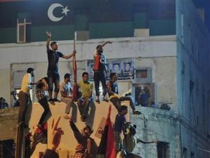 Phiến quân tại Libya (Ảnh: Reuters)