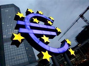 Khu vực đồng euro tiếp tục chìm trong khủng hoảng sau cú 