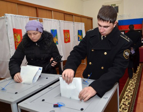 Người dân Nga đi bầu cử