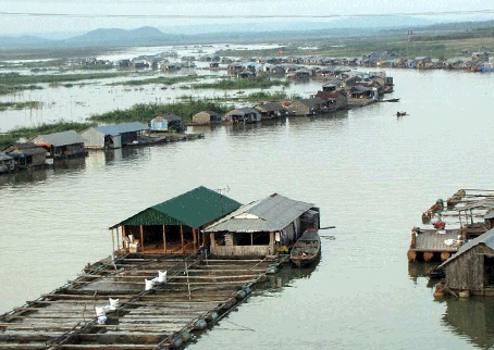 Lũ trên sông La Ngà có thể lên đến báo động 3. Ảnh: H. Giang