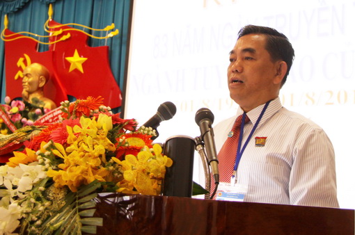 Đồng chí Huỳnh Văn Tới ôn lại truyền thống ngành Tuyên giáo