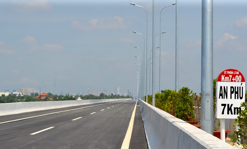  Đường cao tốc đoạn đầu tuyến trên địa phận TP.Hồ Chí Minh đã được thi công xong 