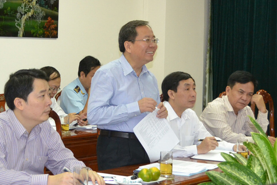  Thứ Trưởng Bộ Tài chính Đỗ Hoàng Anh Tuấn làm việc với UBND tỉnh về công tác thu ngân sách 2013.  