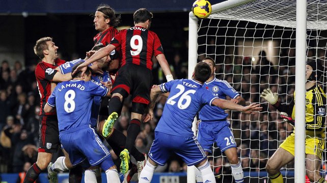 Chelsea (áo xanh) suýt ôm hận trên sân nhà. (Nguồn: Getty Images)