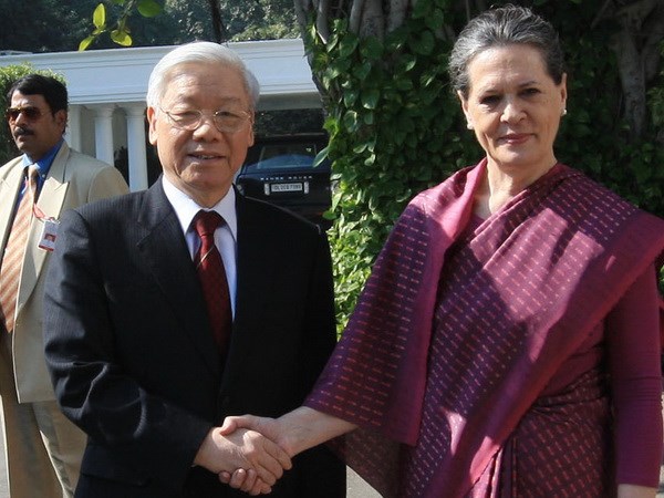 Tổng Bí thư Nguyễn Phú Trọng hội kiến Chủ tịch Đảng Quốc đại Ấn Độ (INC) Sonia Gandhi. (Ảnh: TTXVN)