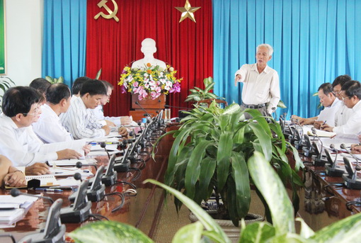 Đồng chí Lê Hồng Phương phát biểu chỉ đạo tại cuộc họp