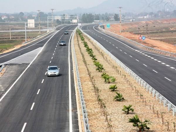 Dự án cao tốc Nội Bài-Lào Cai mới thông xe được hơn 20km đầu. (Ảnh: Việt Hùng/Vietnam+)