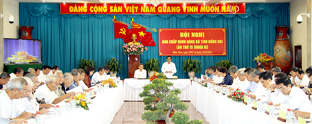 Đồng chí Trần Đình Thành, Bí thư Tỉnh ủy phát biểu khai mạc hội nghị.