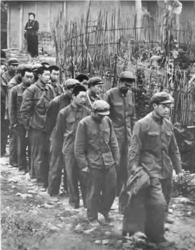 Lính Trung Quốc bị bắt làm tù binh (1979).