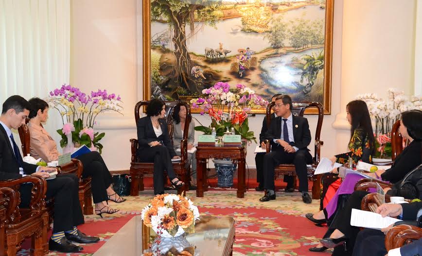 Chủ tịch UBND tỉnh Đinh Quốc Thái tiếp bà Rena Bitter Tổng lãnh sự Mỹ tại TP.Hồ Chí Minh