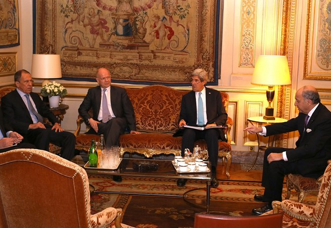 Ngoại trưởng Nga và Mỹ từng gặp nhau ở Paris bàn thảo về vấn đề Ukraine (Nguồn: AFP)