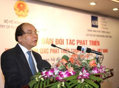 Phó Thủ tướng Nguyễn Xuân Phúc phát biểu tại Diễn đàn